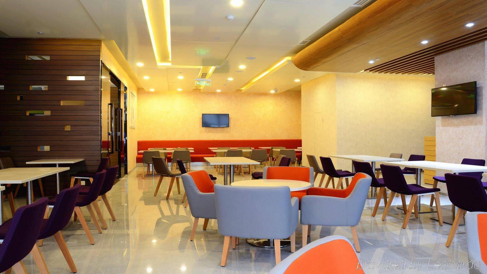 Holiday Inn Express Dujiangyan Ancient City Guankou Extérieur photo